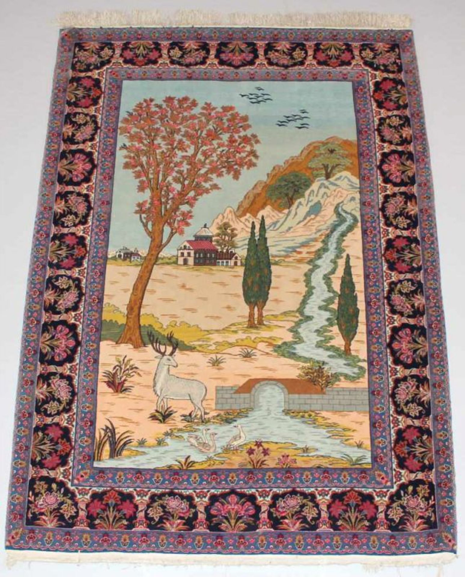 Bildteppich, Isfahan, Persien, mit etwas Seide, Landschaftsdarstellung, Bordüre mit Blumenkartuschen