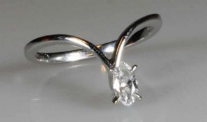 Ring, WG 750, 1 kleiner Diamant-Navette, 1 g, RM 15.5 25.00 % buyer's premium on the hammer price,