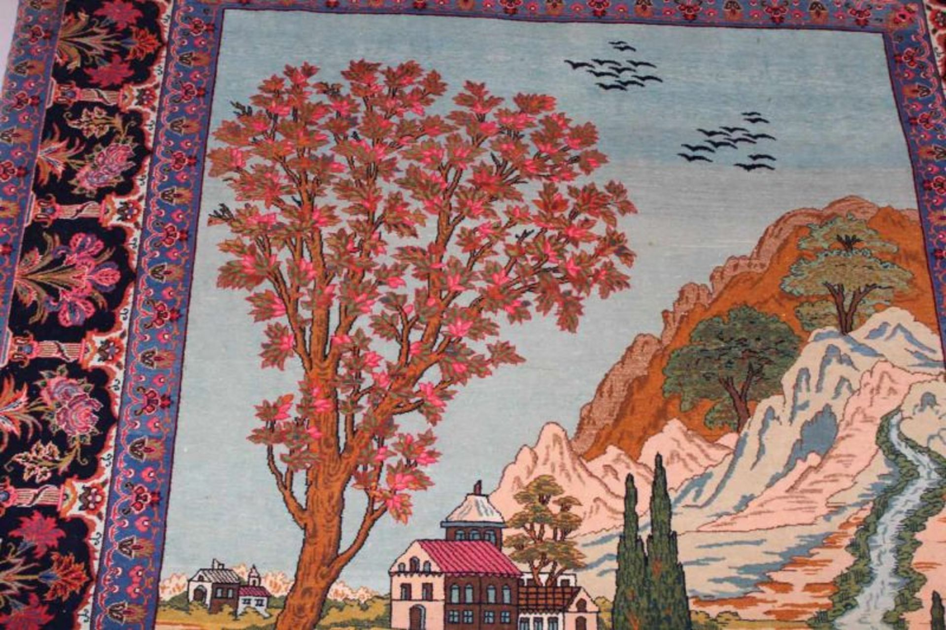 Bildteppich, Isfahan, Persien, mit etwas Seide, Landschaftsdarstellung, Bordüre mit Blumenkartuschen - Image 2 of 4