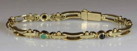 Armband, GG 585, 2 Saphir-, 2 Rubin-Cabochons, 1 Smaragd-Cabochon, 18.5 cm, 13 g 25.00 % buyer's