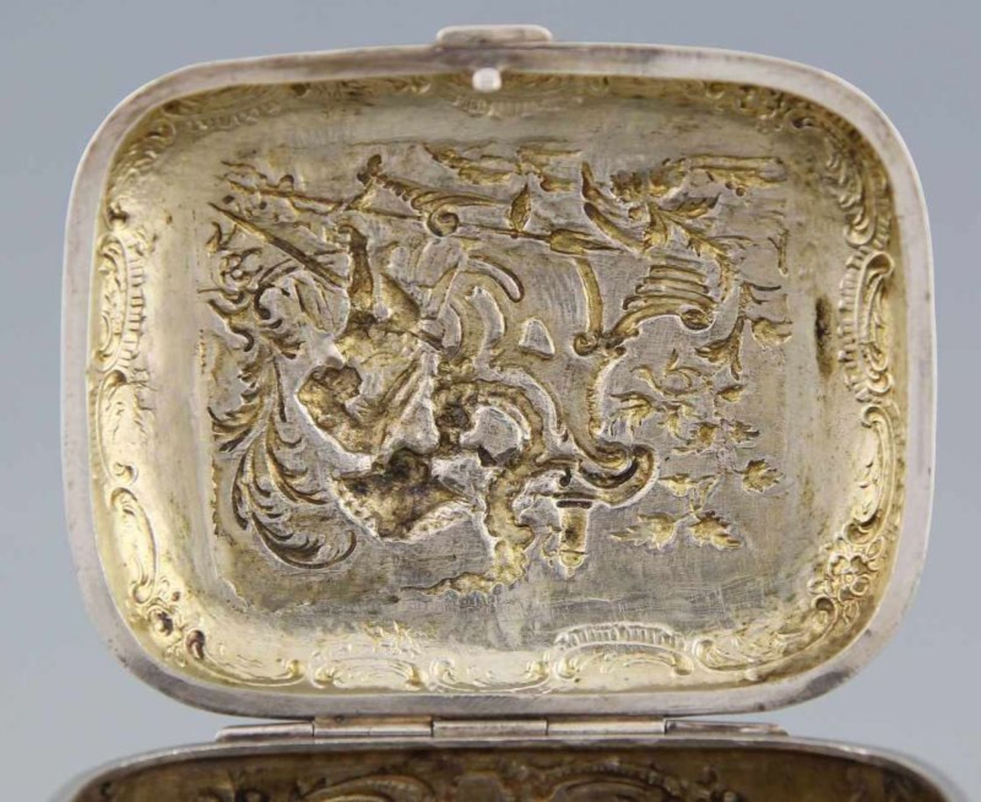 Zuckerdose Silber 800 getrieben, geprägt, gegossen und innen vergoldet, gerundete, von vier - Image 5 of 6