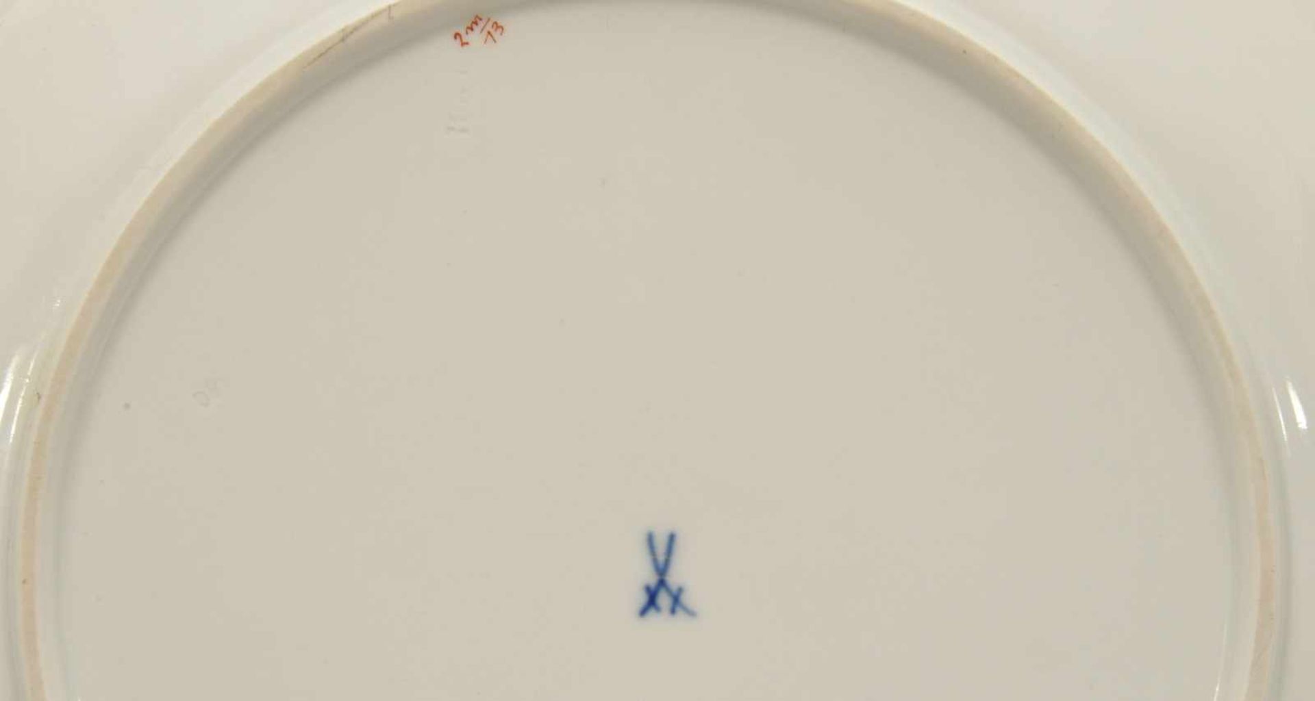 Platte Blaue Schwertermarke Meissen, Streublümchen, Teilvergoldung, 2. Wahl, D. 28,0 cm - Bild 2 aus 2