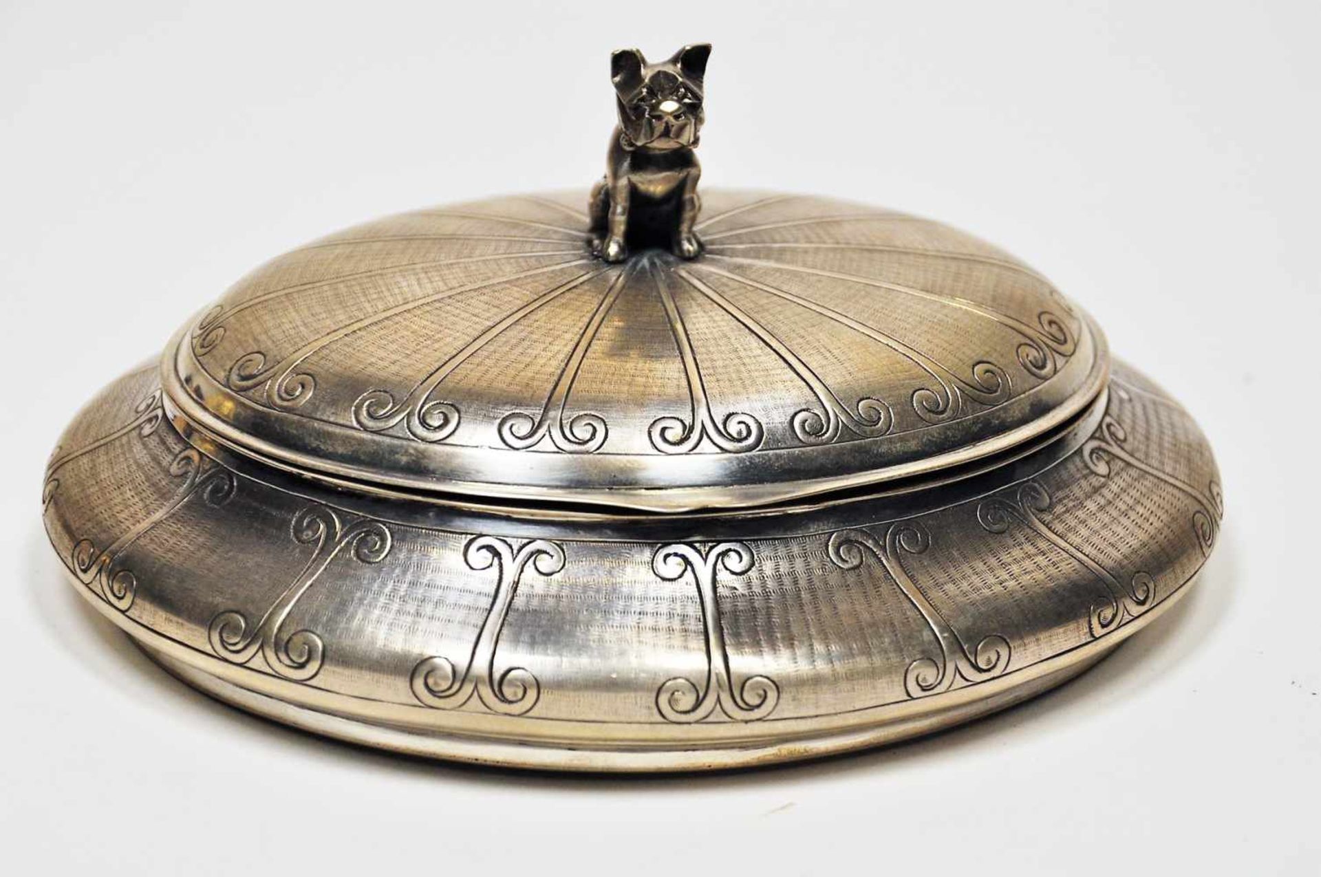 Zuckerdose mit Hund, Russland 20. Jhr.84 Silber, Meisterzeichen "BA", Gewicht 399 g