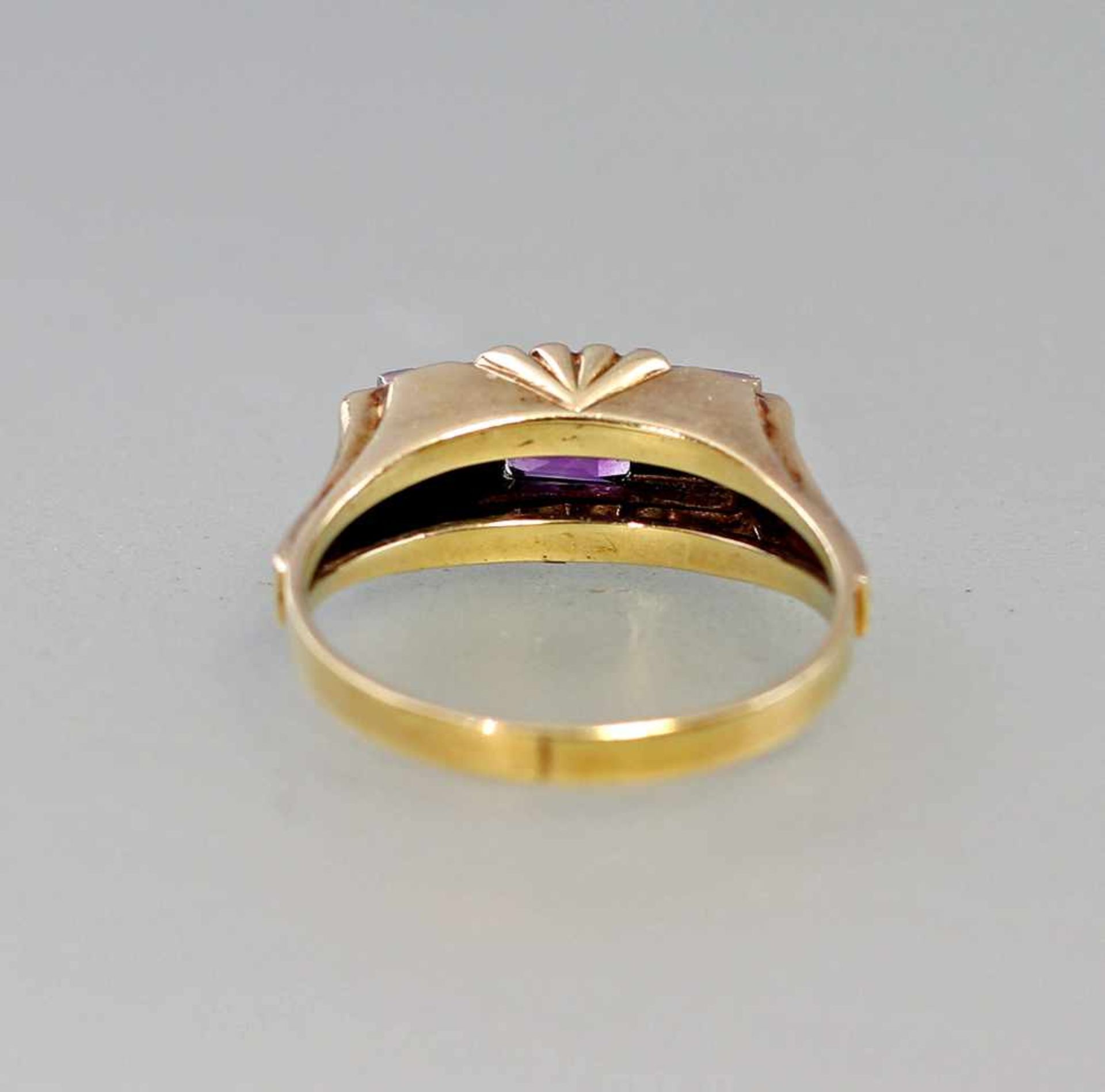 Amethyst-Brillant-Ring585er GG, 3,6g, 2 Brill.von insges. ca. 0,05 ct., Amethyst, Gr. 58 - Bild 5 aus 5