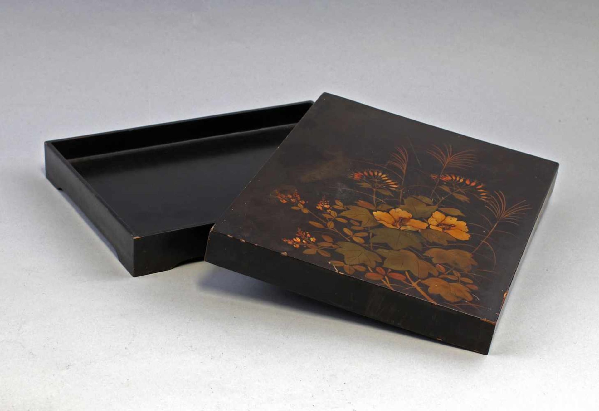 Briefschatulle LackkunstJapan, Mitte 20. Jh, am Boden mit Herstelleretikett versehen, rechteckige - Bild 2 aus 3