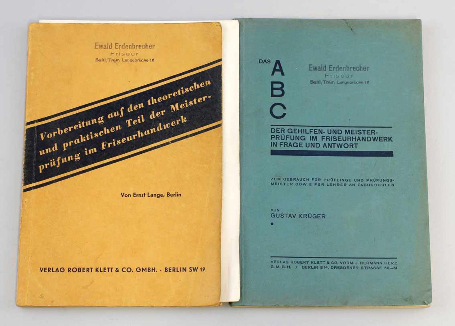 2 x Brosch. Friseurhandwerk Prüfungen 1932.dabei Vorbereitung auf den theoretischen und