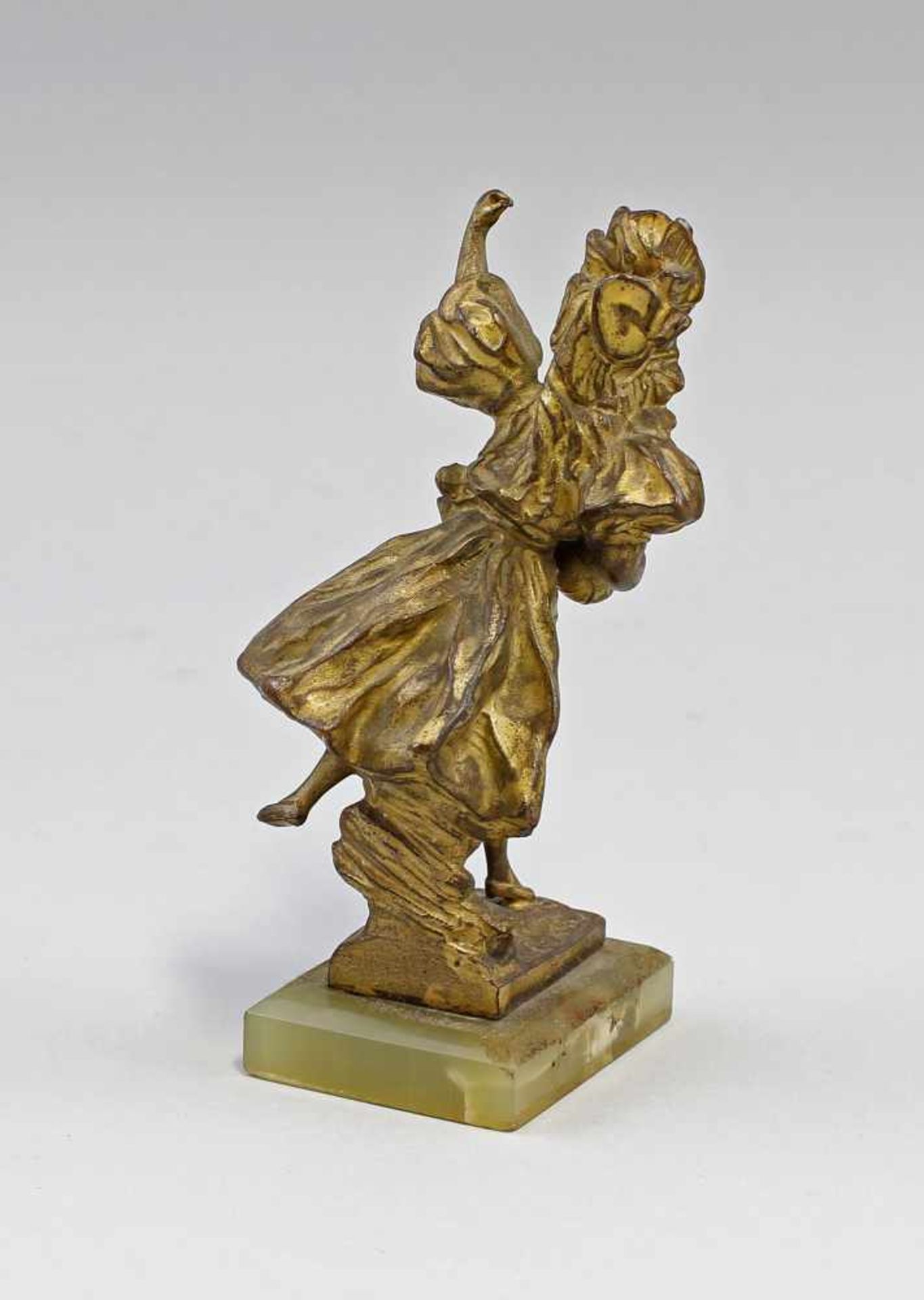 Bronzefigur, Ballspielendes Mädchenum 1900, Bronze, Reste von goldfarbener Fassung, junges Mädchen - Image 2 of 2