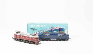 Märklin Paar Elektrolokomotiven H0, 3496 und 3051, E-Lok der dt. Reichsbahn BR E1912 in rot und E-