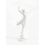 Ballerina Rosenthal, um 1930, Entwurf von Dorothea Charol (1889 - 1963), Porzellan, weiß, Höhe 29