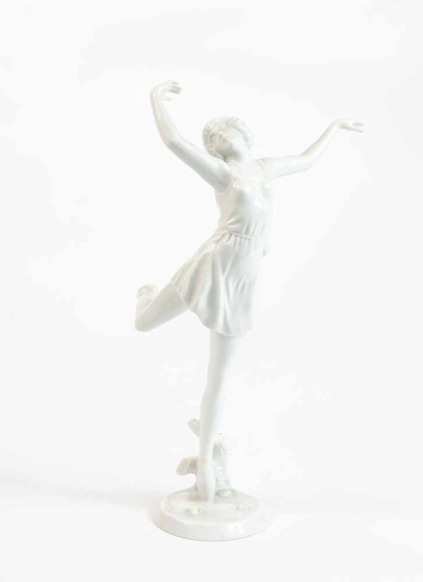 Ballerina Rosenthal, um 1930, Entwurf von Dorothea Charol (1889 - 1963), Porzellan, weiß, Höhe 29
