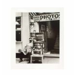 Andreas Feininger (1906 Paris - 1999 New York) Barbershop, Chicago, New York und Chicago in den