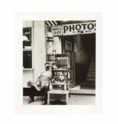 Andreas Feininger (1906 Paris - 1999 New York) Barbershop, Chicago, New York und Chicago in den