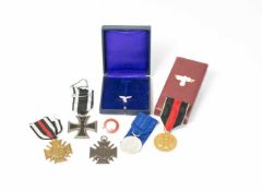 Konvolut Militaria-Objekte 10-tlg., Deutschland, eine Medaille zur Erinnerung an den 1. Oktober 1938