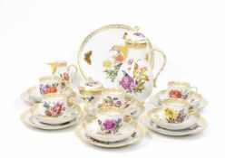 Kaffeeservice für 6 Personen 22-tlg., Meissen, 1985, Dekor 1320 b, Blumenmalerei nach alter