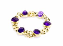 Flachpanzer-Armband585 Gelbgold, 6 Amethyst-Cabochons, 14,3 x 11,2 mm, Länge ca. 20,5 cm, Gewicht