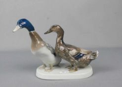 ZÜGEL, WILLY (München 1876-1950 Wolkenhof/Murrhardt), Porzellanfigurengruppe: "Entenpaar", auf dem