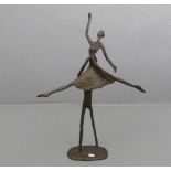 KHALIQUE, BODRUL (1978-2013), Skulptur / sculpture: "Tanzendes Paar" Bronze, hellbraun patiniert;