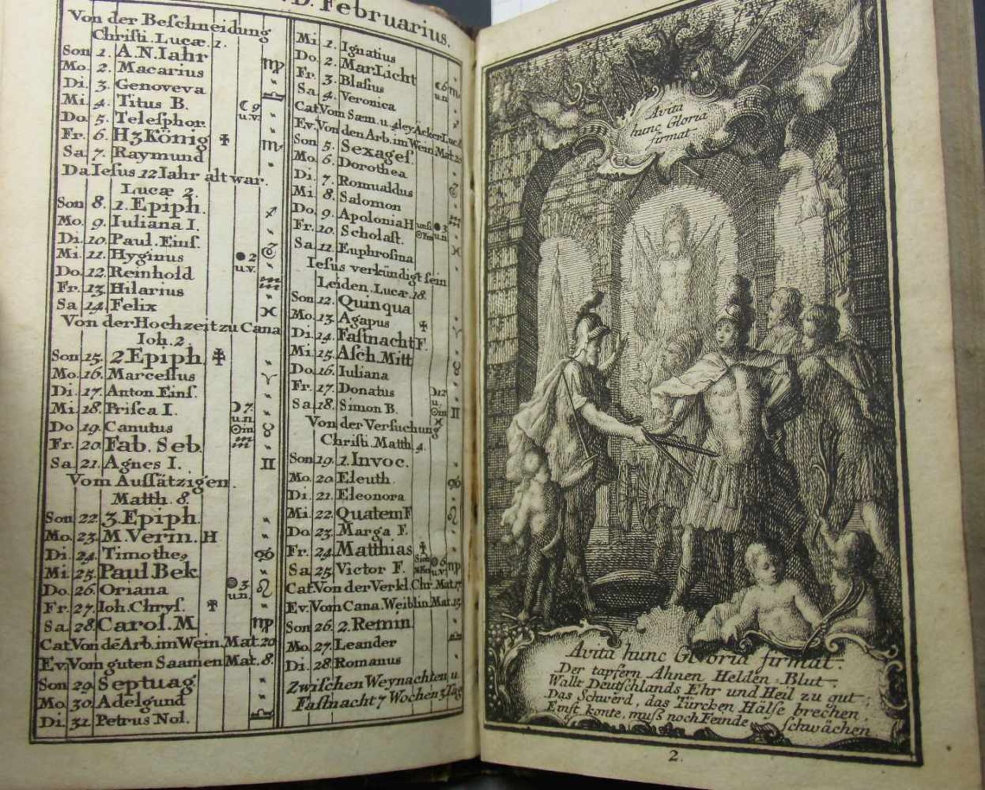 KLEINER HANDATLAS, AUGSBURG 1746 mit Kalender, allegorischen Kupferstichen und 12 teils - Bild 4 aus 6