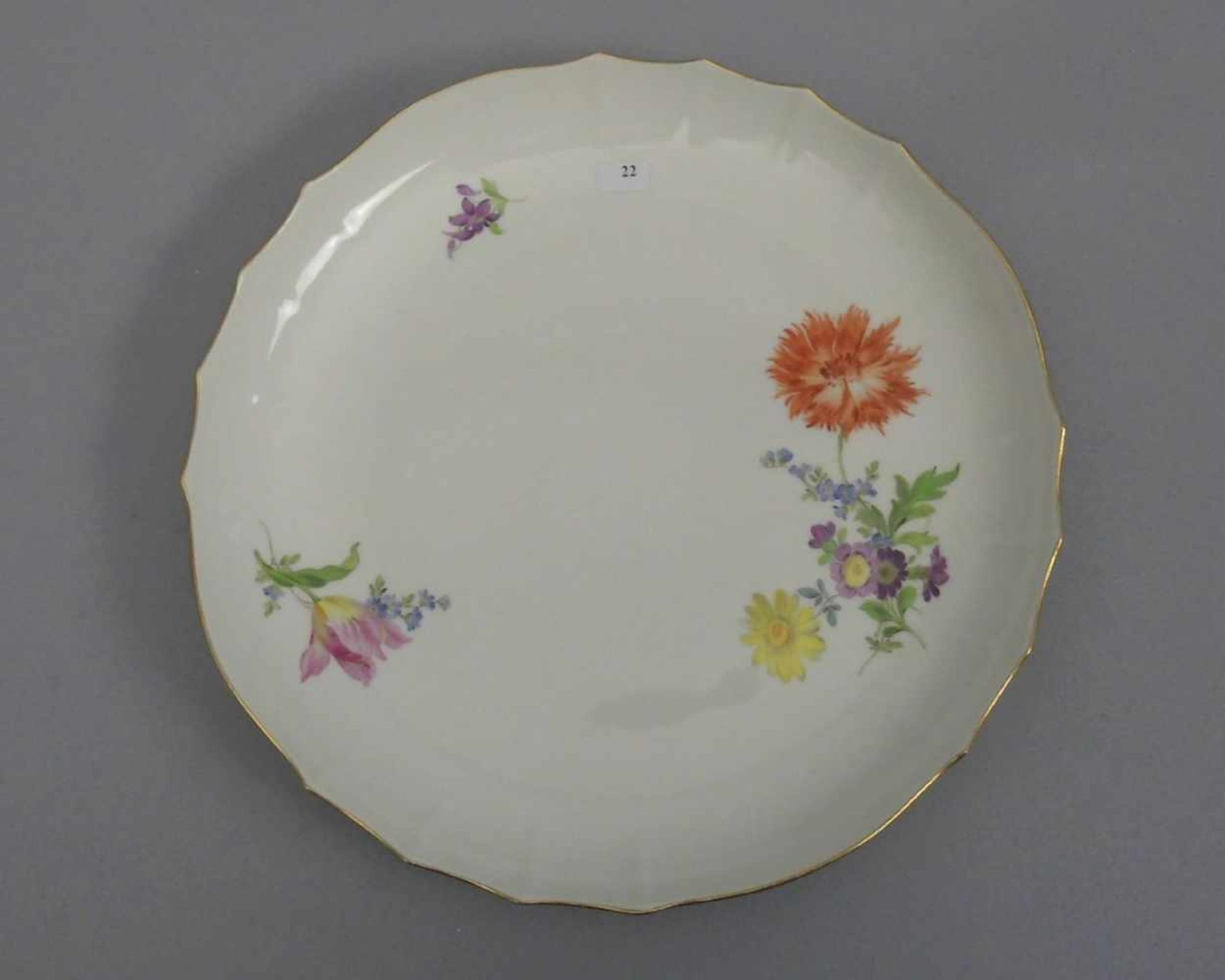 SCHALE / GEBÄCKSCHALE / bowl, Porzellan, Manufaktur Meissen, unterglasurblaue Schwertermarke,