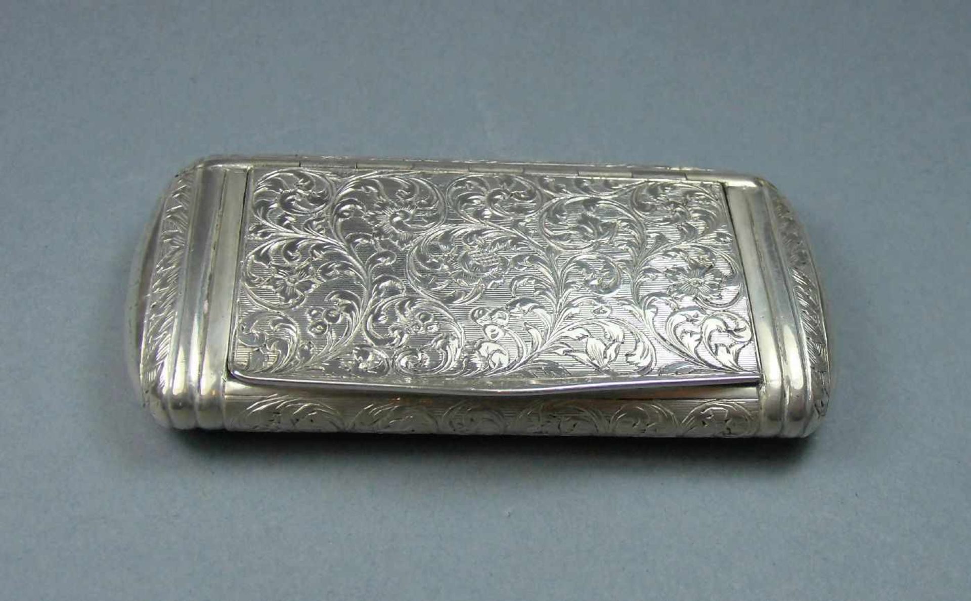 TABATTIÈRE / PILLENSCHATULLE / PILLENDOSE / PASTILLENDOSE / silver box, Österreich-Ungarn, Wien/