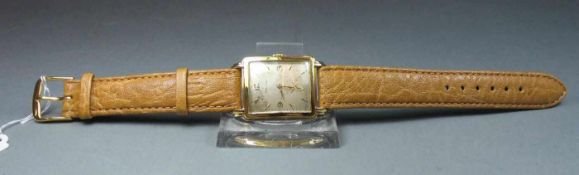 VINTAGE GOLD - ARMBANDUHR: MOERIS / wristwatch, Handaufzug, Schweiz. Eckgerundetes und