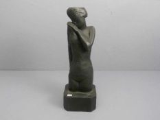 CANTRÉ, JOZEF ( Gent 1890-1957 ebd.), Skulptur / sculpture: "Sinnende", Bronze, hellbraun patiniert,