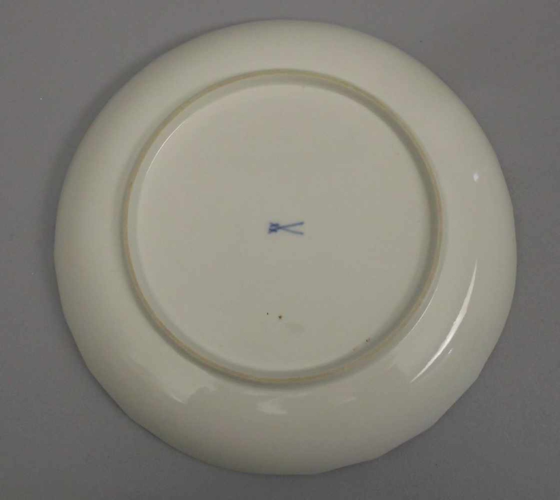 SCHALE / GEBÄCKSCHALE / bowl, Porzellan, Manufaktur Meissen, unterglasurblaue Schwertermarke, - Bild 3 aus 3