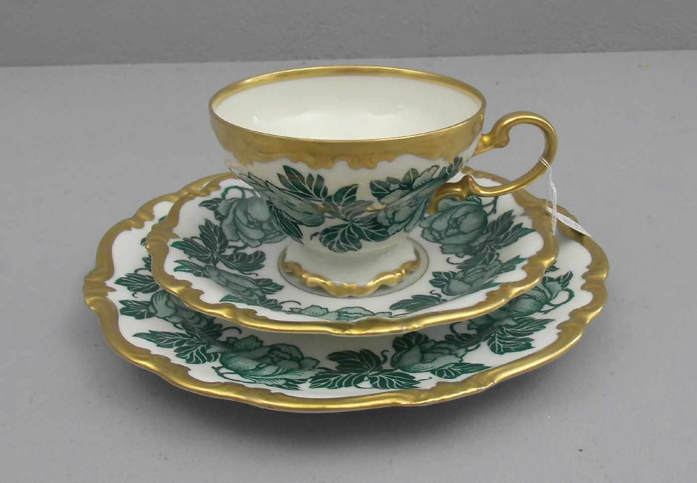 SAMMELGEDECK, Porzellan, unterglasurgrün gem., Marke zwischen 1947-1949, Manufaktur Rosenthal /