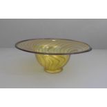 GLASSCHALE / bowl, unter dem Stand Nadelsignatur "P. Kemp" oder "P. Kem R" und datiert "97" (