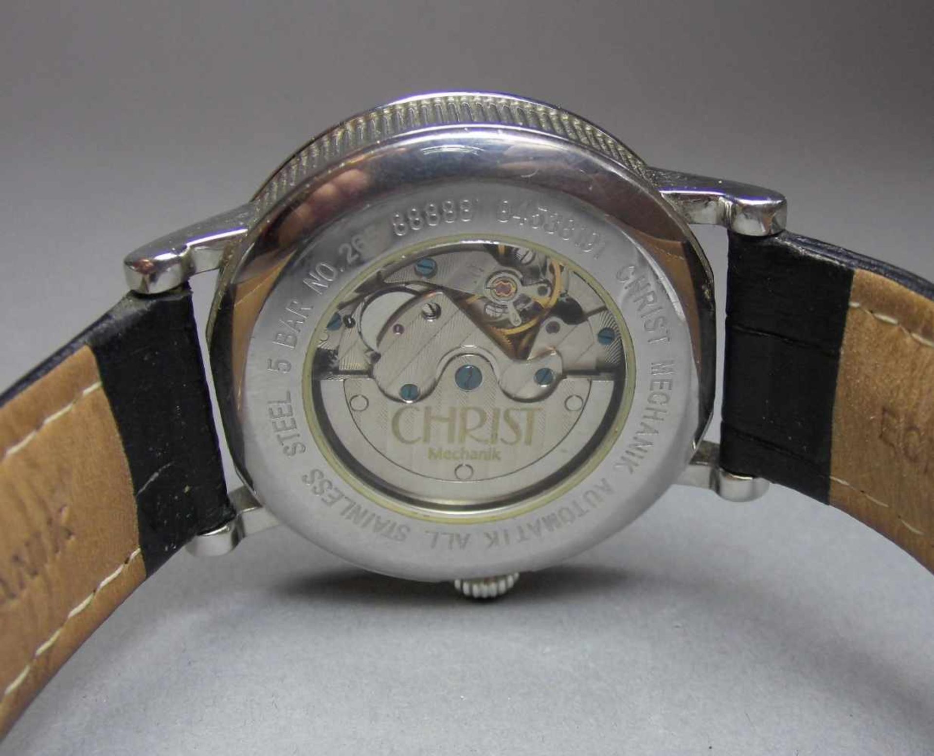 ARMBANDUHR / wristwatch, Juwelier Christ / Deutschland. Rundes Edelstahlgehäuse mit Glasboden und - Bild 5 aus 6