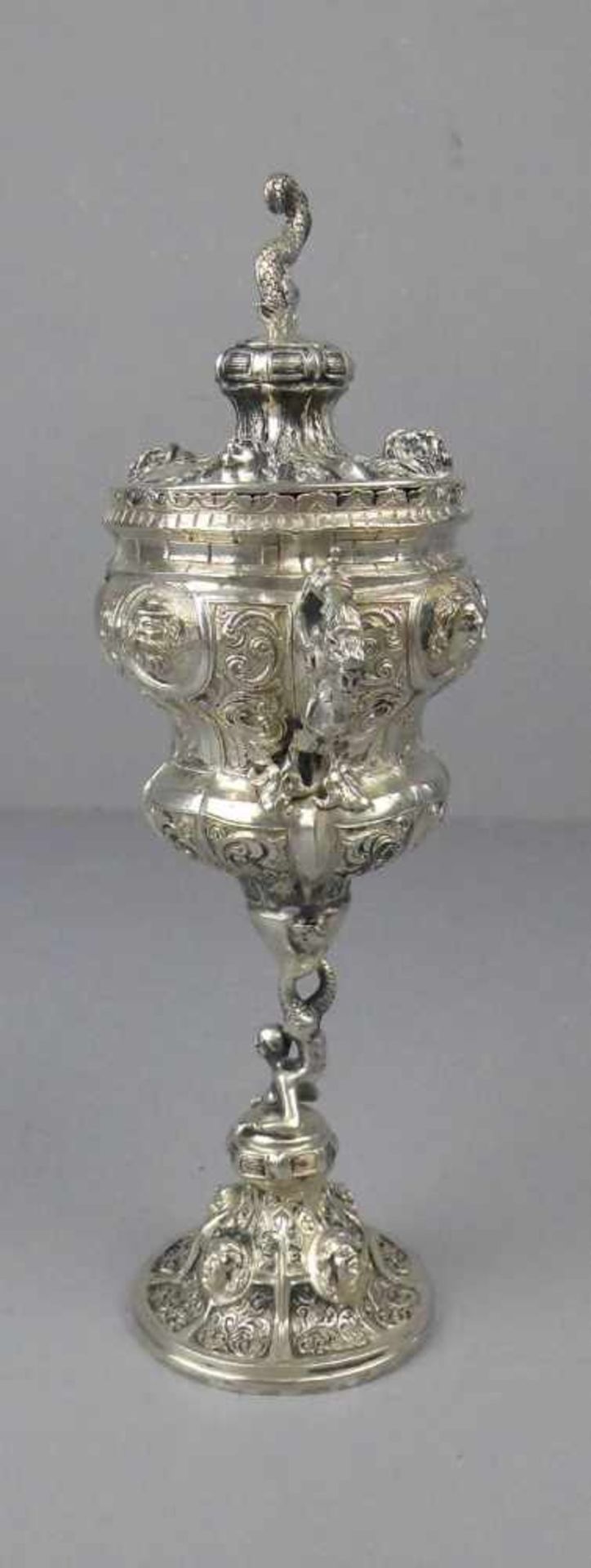 BAROCKER AUGSBURGER DECKELPOKAL / KLEINER TAFELAUFSATZ / goblet, Silber (283 g), gegossen und - Bild 17 aus 22