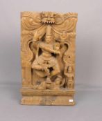 HINDUISTISCHES RELIEF "PARVATI / KALI / DURGA", wohl Indien, Tropenholz, geschnitzt. Auf