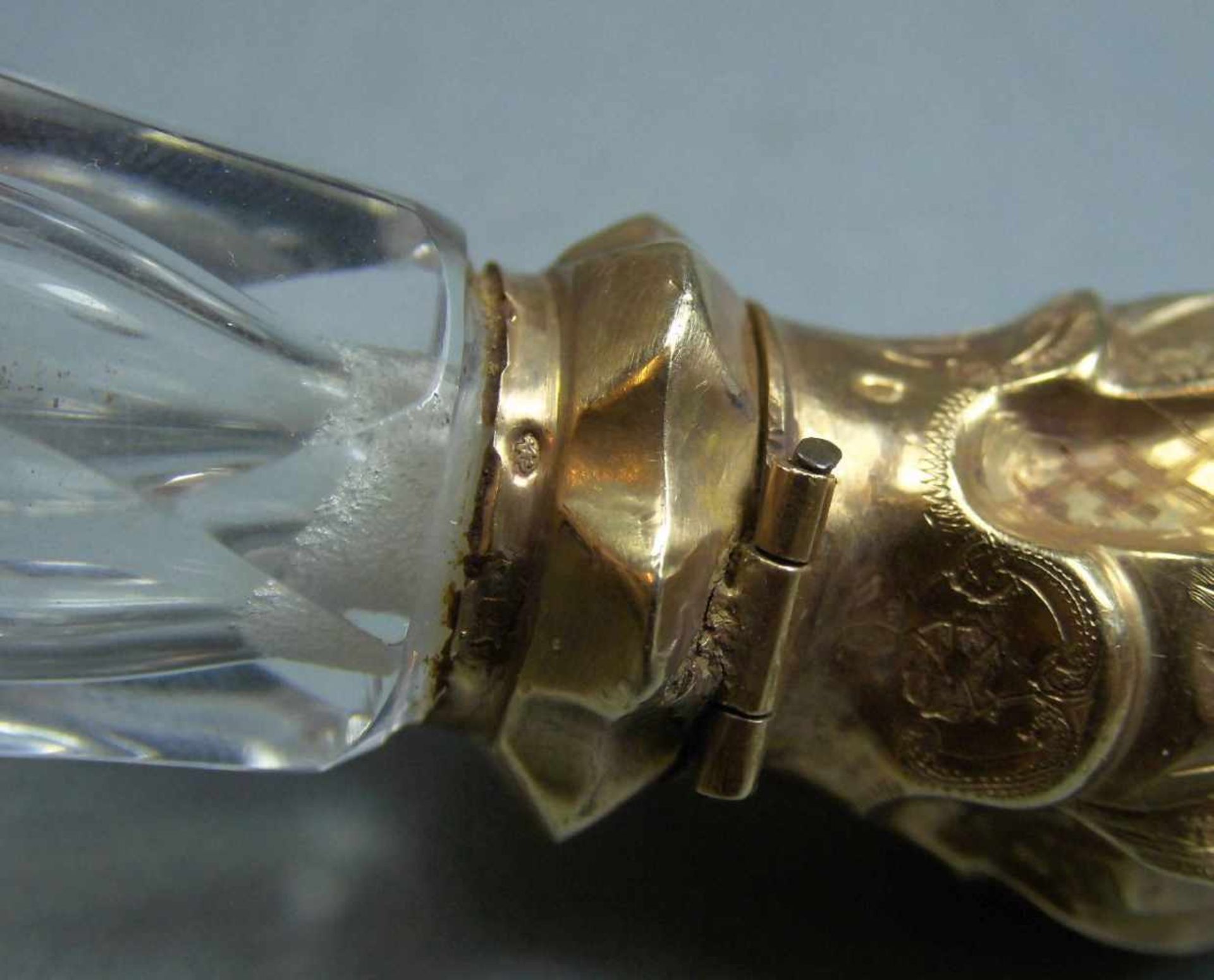 PARFÜM - FLAKON / RIECHFLÄSCHCHEN / perfume bottle, Glas und Goldmontur (getestet), um 1900 / Anfang - Bild 5 aus 6