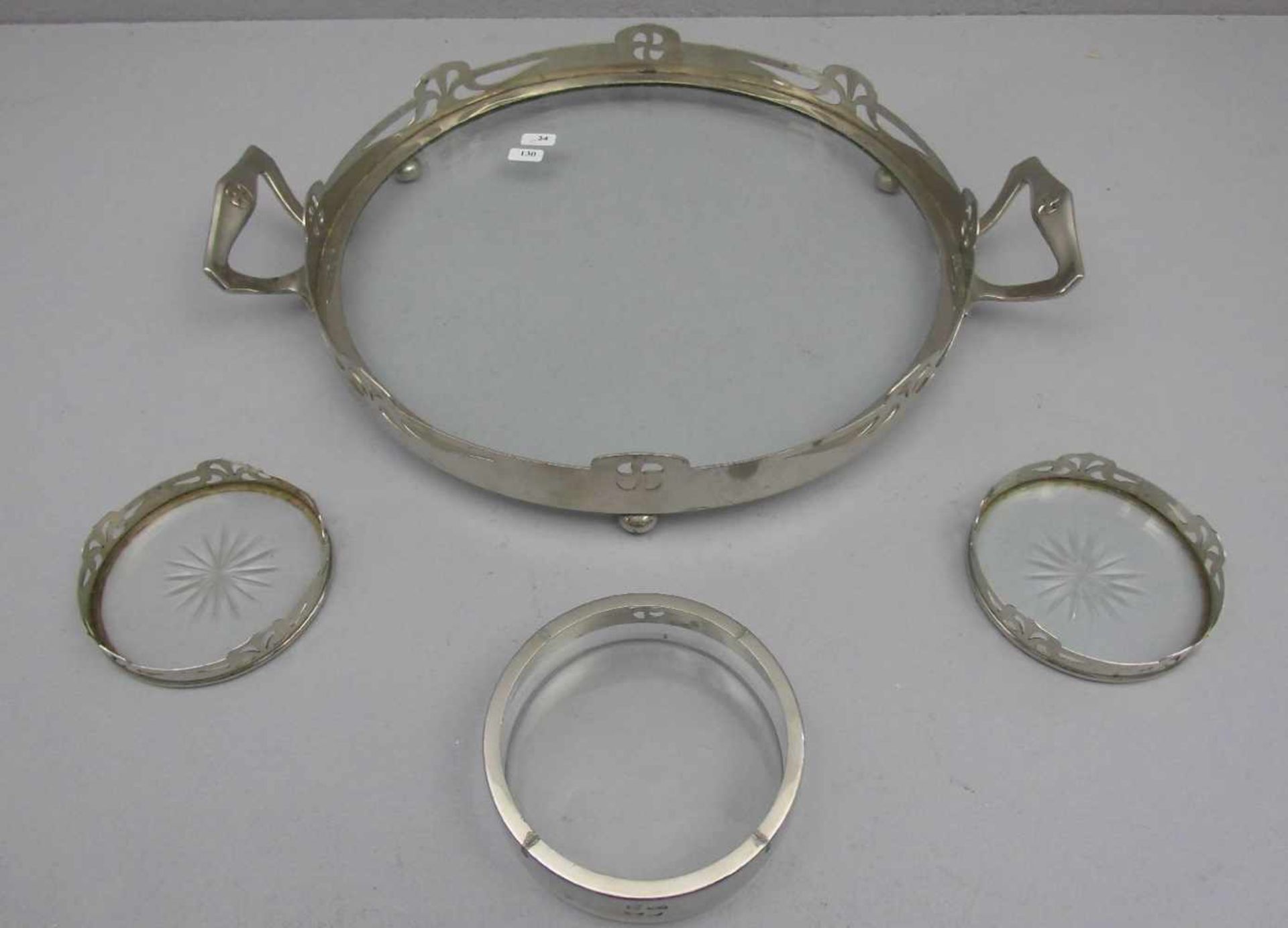 JUGENDSTIL -TABLETT MIT UNTERSETZERN / art nouveau tray and dripmats, verchromtes Metall und Glas. - Image 2 of 3