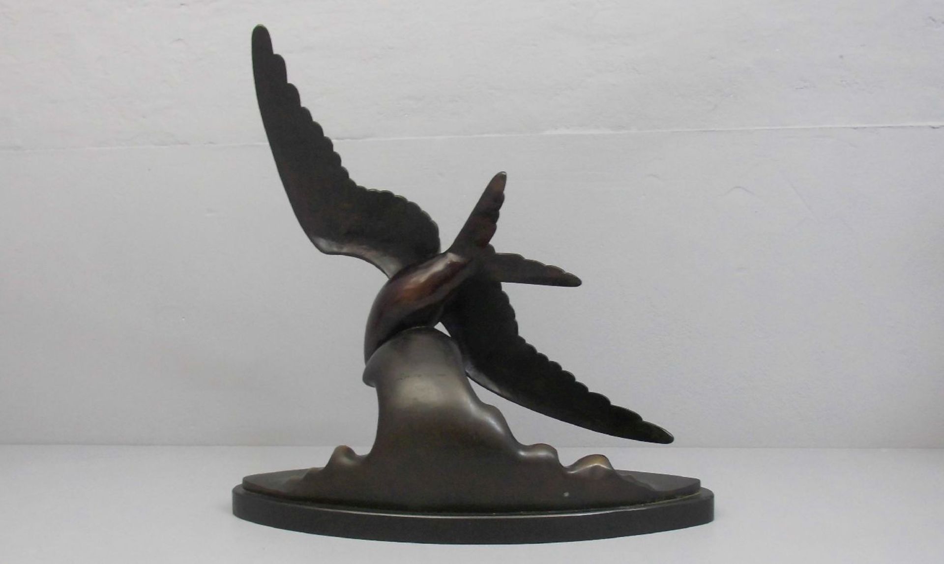 LORINO (Bildhauer des 19./20. Jh.), Skulptur / sculpture: "Möwe", Bronze, dunkelbraun, hellbraun und - Image 3 of 5