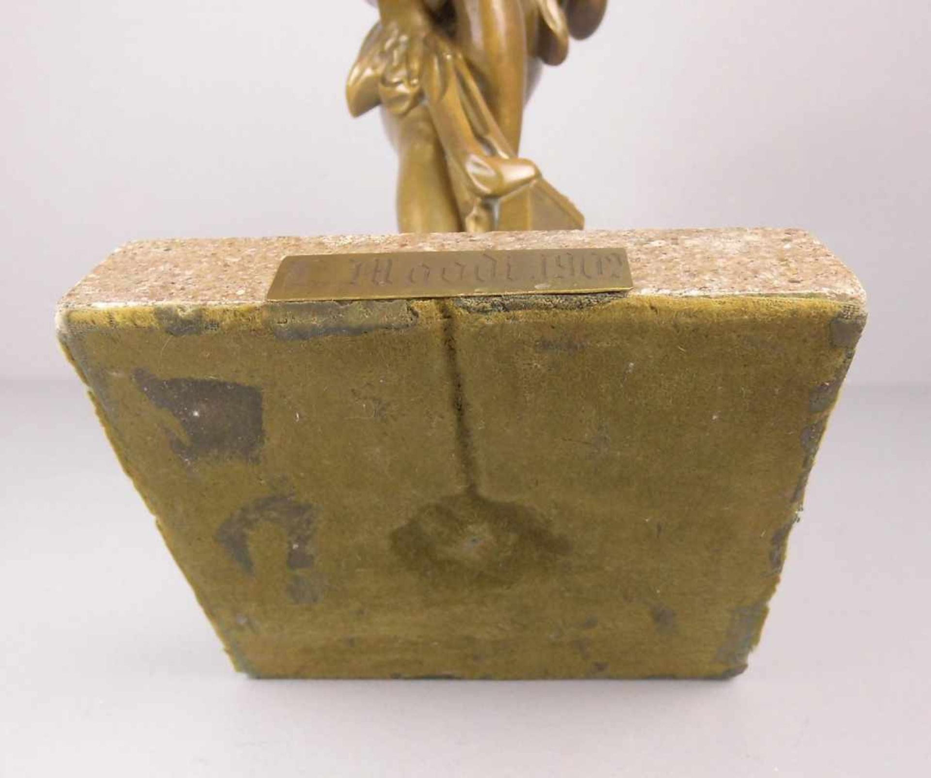 MOODI, L. (Bildhauer des 19. / 20. Jh.) - Skulptur / sculpture: "Badende / Venus", hellbraun - Bild 10 aus 10