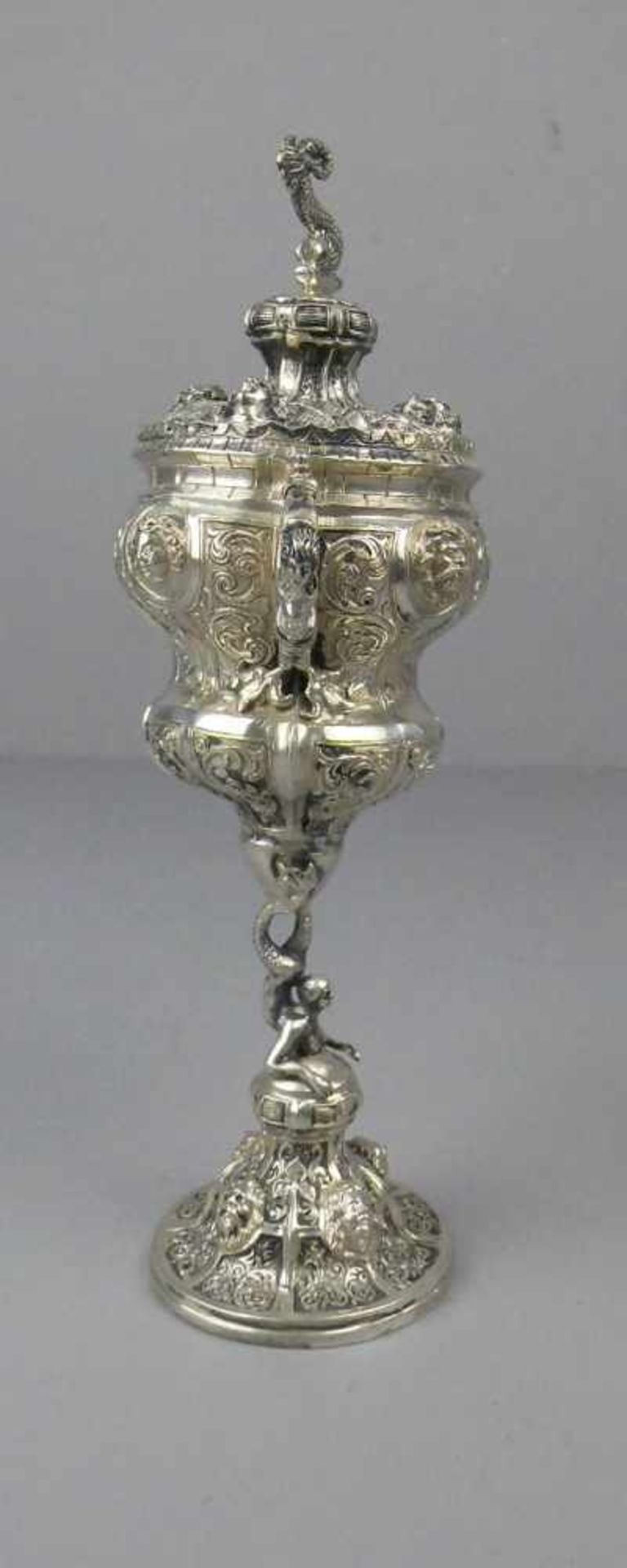 BAROCKER AUGSBURGER DECKELPOKAL / KLEINER TAFELAUFSATZ / goblet, Silber (283 g), gegossen und - Bild 19 aus 22