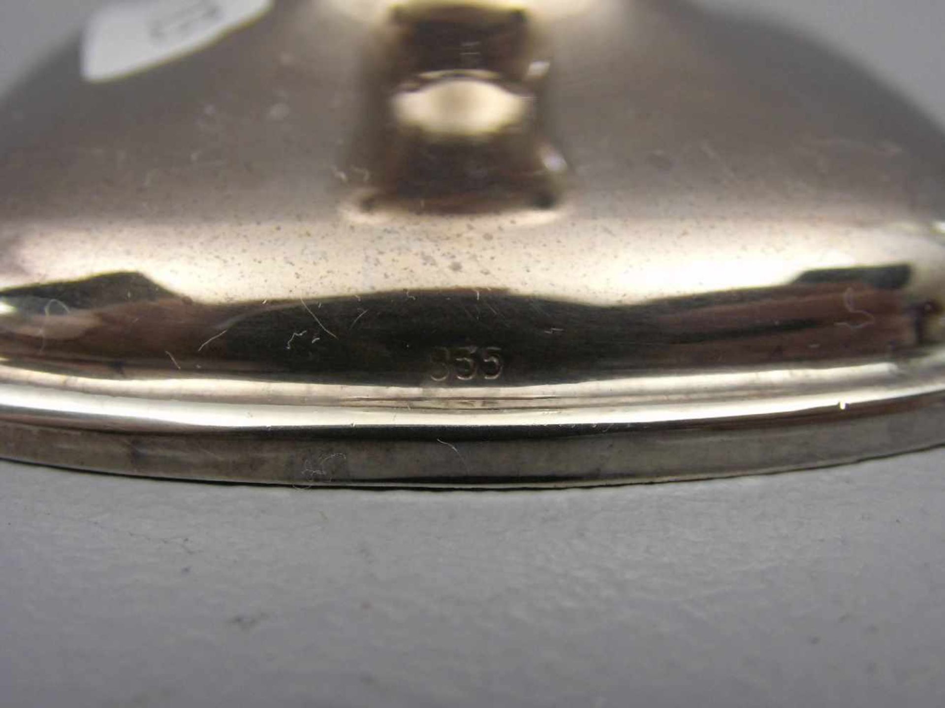 VASE, 835er Silber (beschwerter Fuss, insgesamt 89 g), Balusterform auf aufgewölbtem und - Bild 2 aus 2