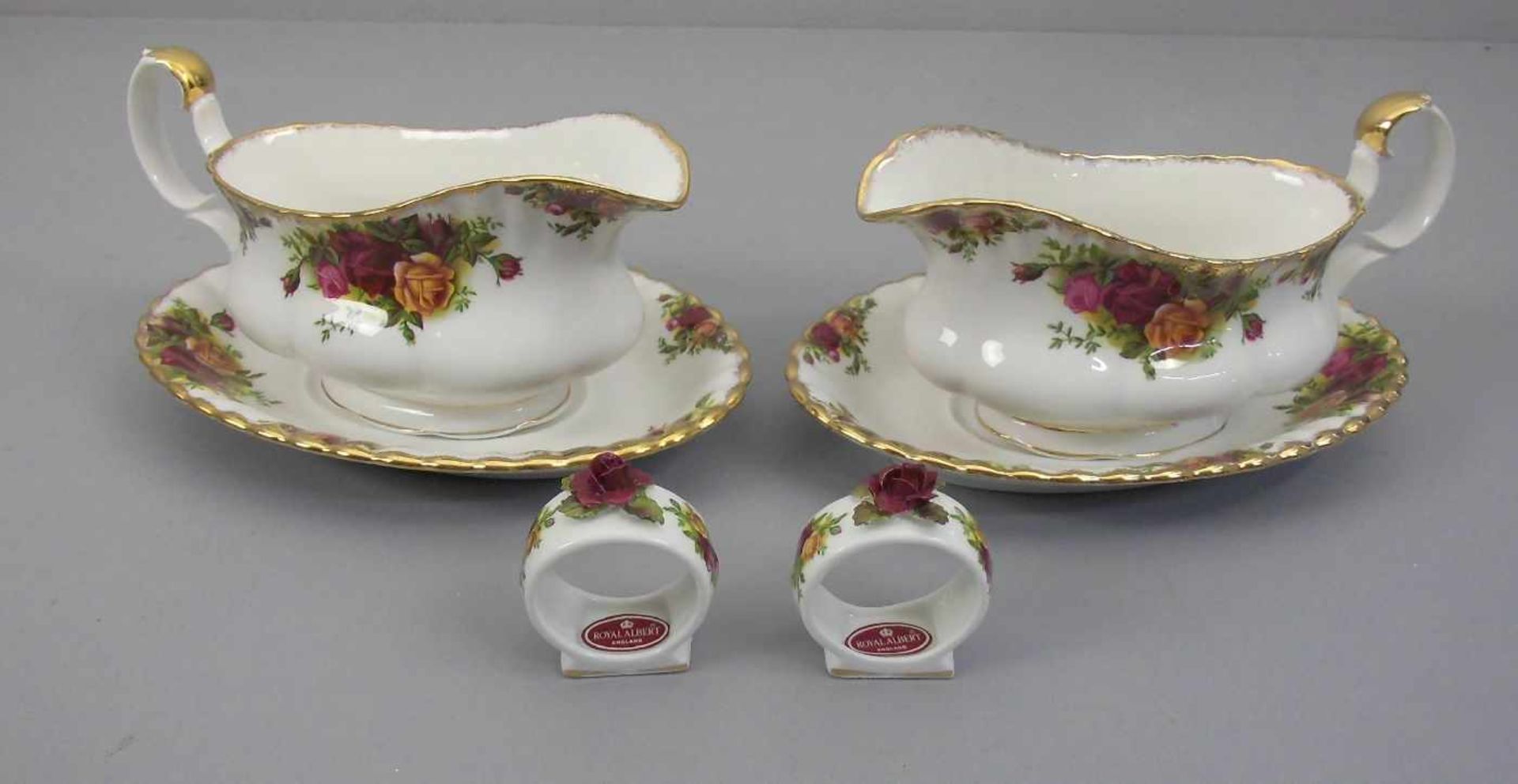 SPEISESERVICE Porzellan, Manufaktur Royal Albert / England, Bone china, geschweifte Form, - Bild 6 aus 6