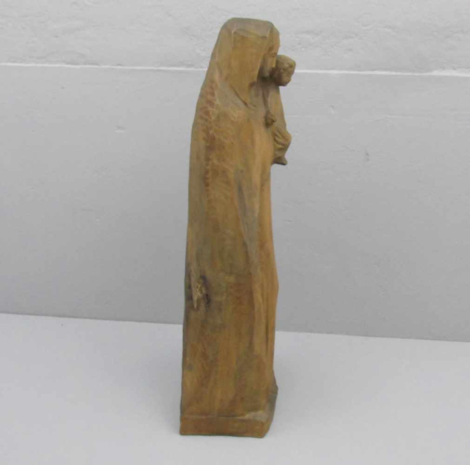 KRAUTWALD, JOSEPH (Borkenstadt / Oberschlesien 1914-2003 Rheine), Skulptur: "Madonna mit Kind / - Image 4 of 4