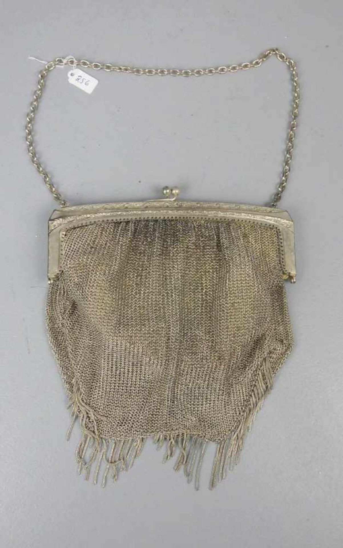 TASCHE / HANDTASCHE, Alpacca, um 1920/30. Ringkettengewebe, unterer Abschluss mit beweglichen