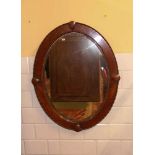 SPIEGEL / mirror, 1. H. 20. Jh., dunkel lasiertes Holz, Profilrand mit Tauband-Dekor, Spiegelglas