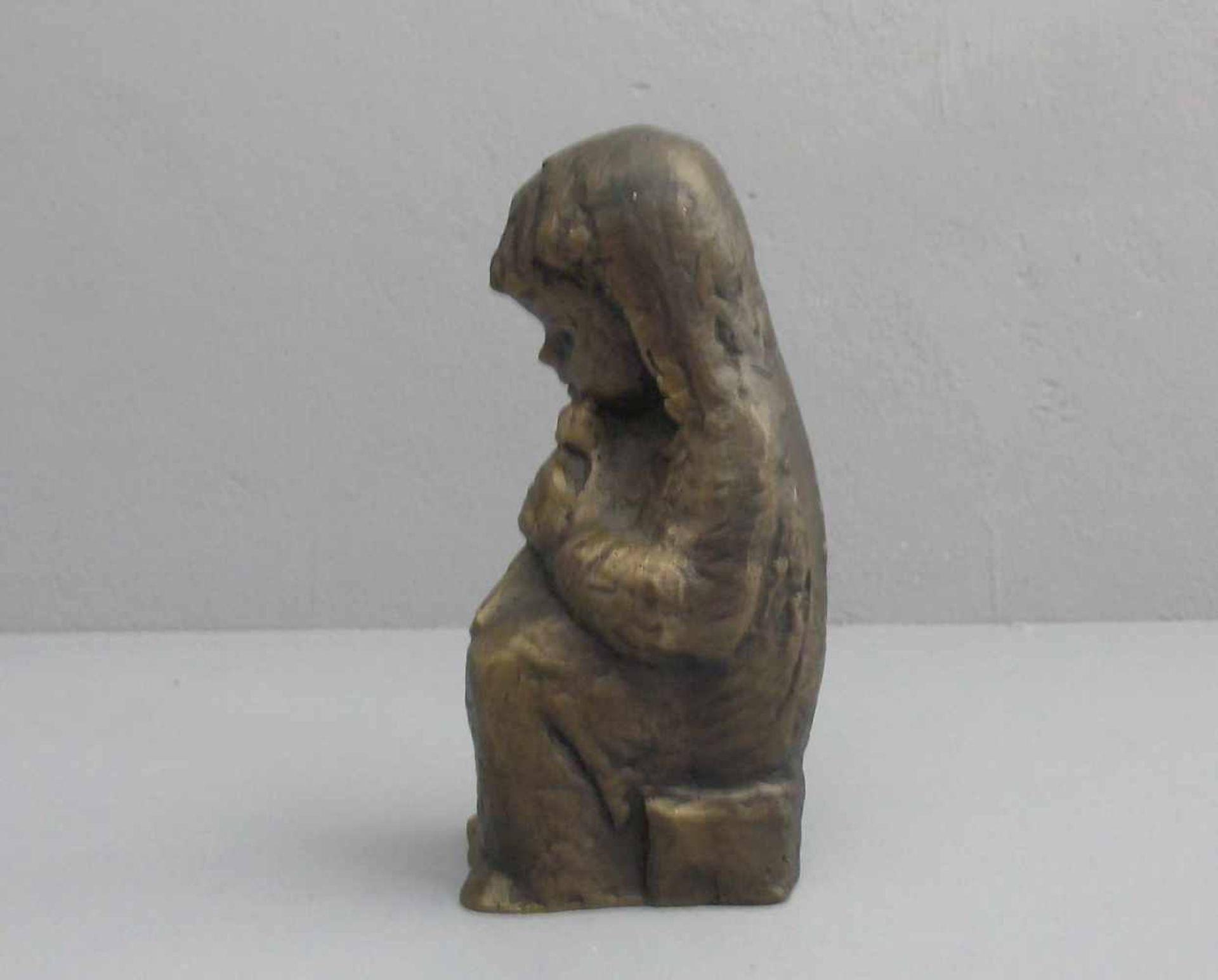 KRAUTWALD, JOSEPH (Borkenstadt / Oberschlesien 1914-2003 Rheine), Skulptur / sculpture: "Mädchen mit - Image 2 of 3