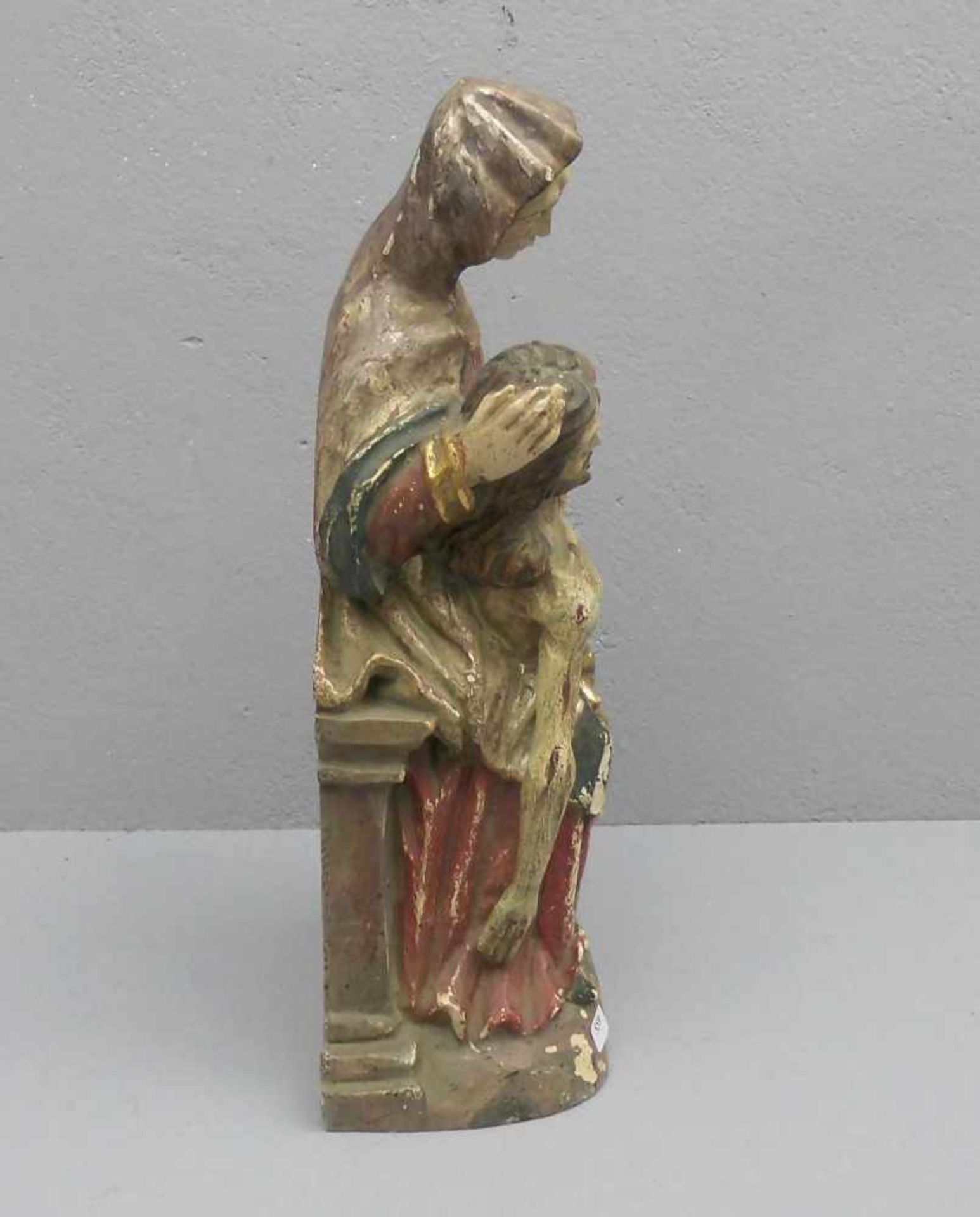 PIETA, vollplastisch und dreiansichtig gearbeitet nach historischem Vorbild, Anfang 20. Jh.; die - Image 4 of 4