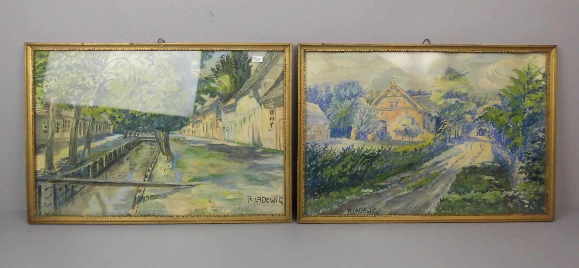 LADEWIG, R. (19./20. Jh.), Paar Aquarelle: "Gutshof in Frühlingslandschaft" und "Straßenzug mit