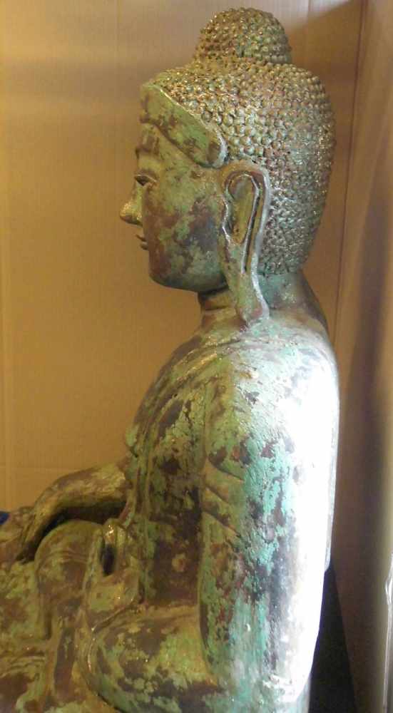 BUDDHA, Holz, geschnitzt und grün gefasst in der Anmutung von patinierter Bronze mit - Image 5 of 5