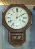 OFFICE CLOCK, auf Klebeetikett bezeichnet „Waterbury Clock Co. / Manufacturers of Eight-Day and