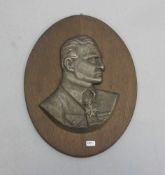 RELIEF: "Porträt Hermann Göring", Eisenguss, silberfarben patiniert. Brustbildnis nach links,