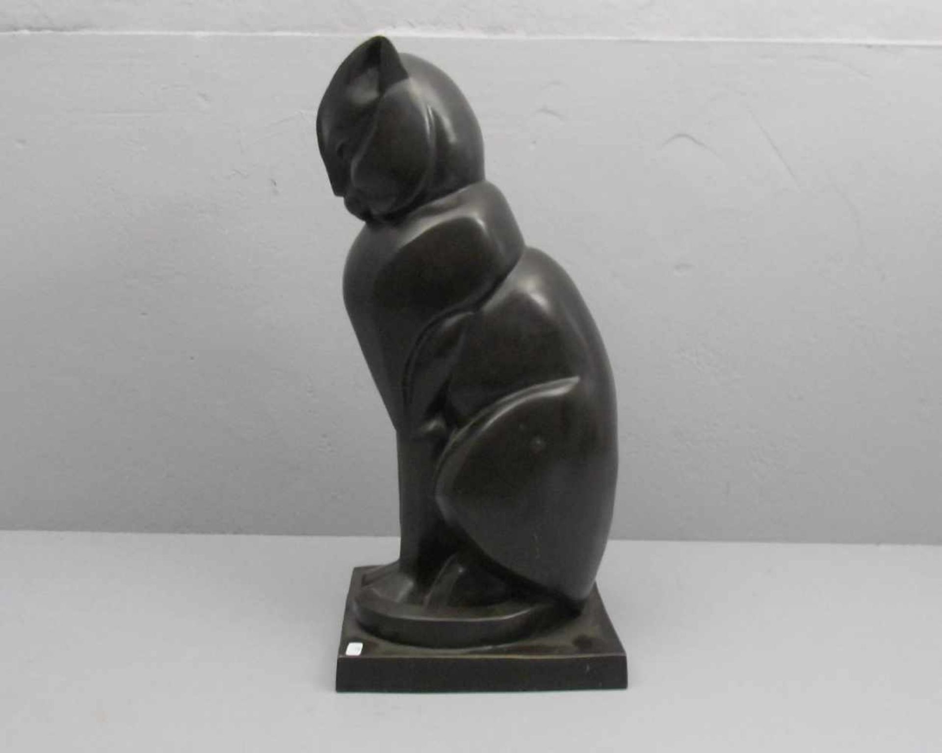 MARTEL, JAN und JOEL (beide: Nantes 1896-1966 Paris), Skulptur / sculpture: "Sitzende Katze", - Bild 2 aus 4