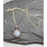 ANHÄNGER MIT AQUAMARIN AN KETTE / pendant and necklace, 10 kt. Gelbgold (417er, insgesamt 1,6 g);